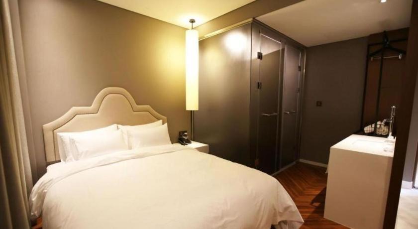 Londoner Hotel Busan Exterior foto